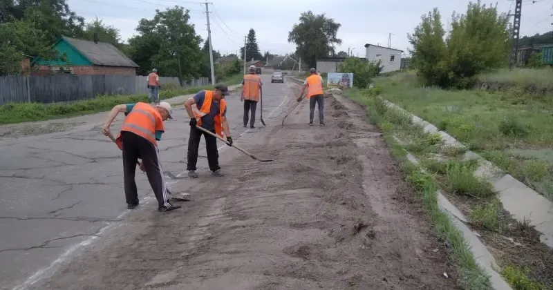 Керівництво громади закликало мешканців доглядати за чистотою попри обставини, які склалися сьогодні.
