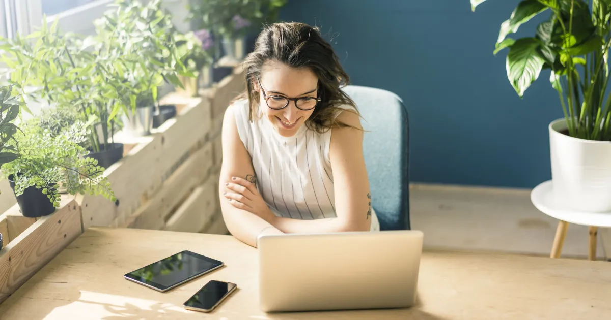 Українські фрилансери, попри російське вторгнення, зуміли підтримати високий попит на свої послуги. У перших місяцях 2023 року він зріс на 84% порівняно з минулим роком.