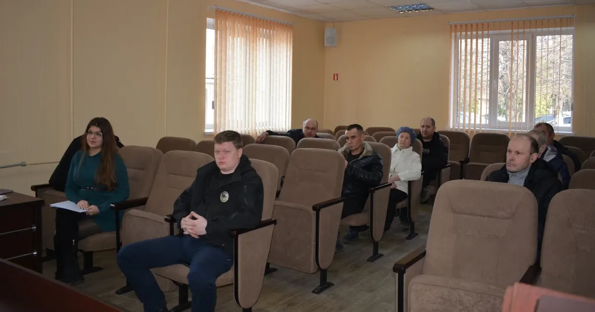 Джерело: Мереф'янська громада У Мерефі відбулася зустріч з питань бджільництва на порталі Gromada Group
